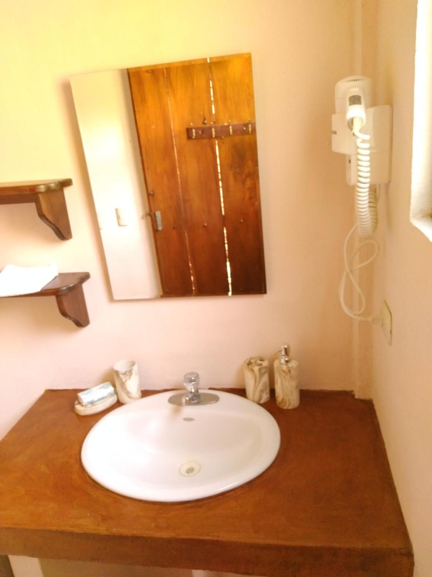 Slow Travel Lodge Upala Εξωτερικό φωτογραφία